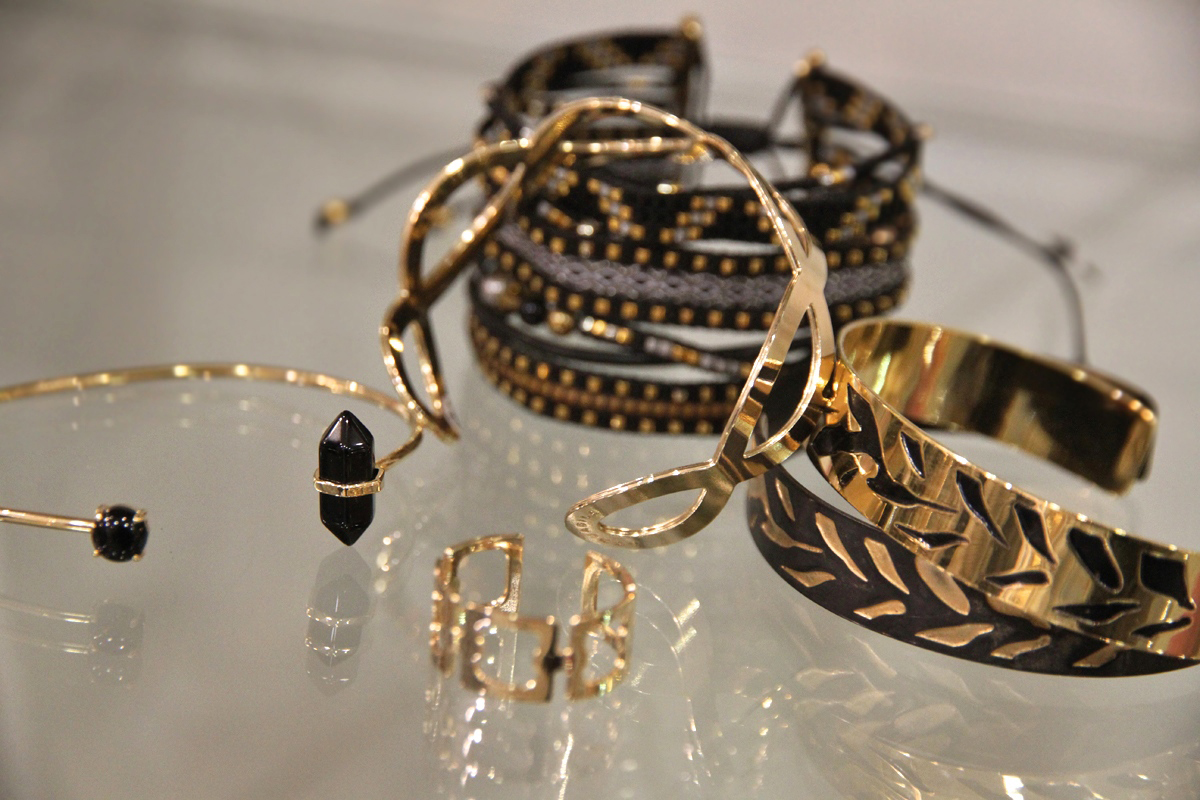 Idées Cadeaux, Bijoux Isis